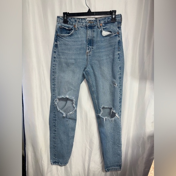 Zara High Rise Jean - Picture 4 of 11